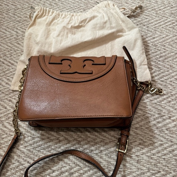 Tory Burch Brown Leather All T Crossbody Bag - Picture 7 of 11